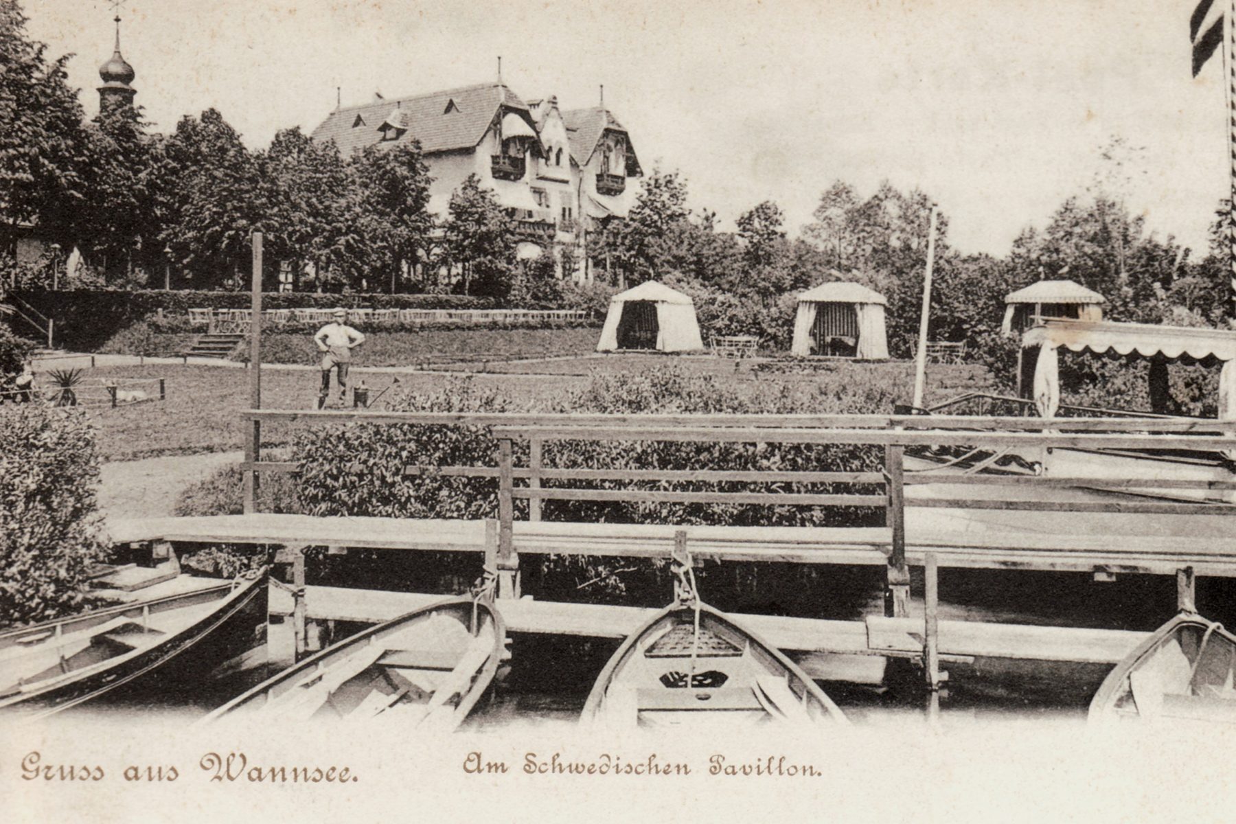 Historische Postkarte des Schwedischen Pavillons mit der Aufschrift „Gruss aus Wannsee“